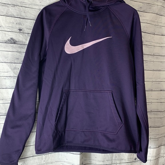 Tops - Nike pullover sweatshirt with hoodie